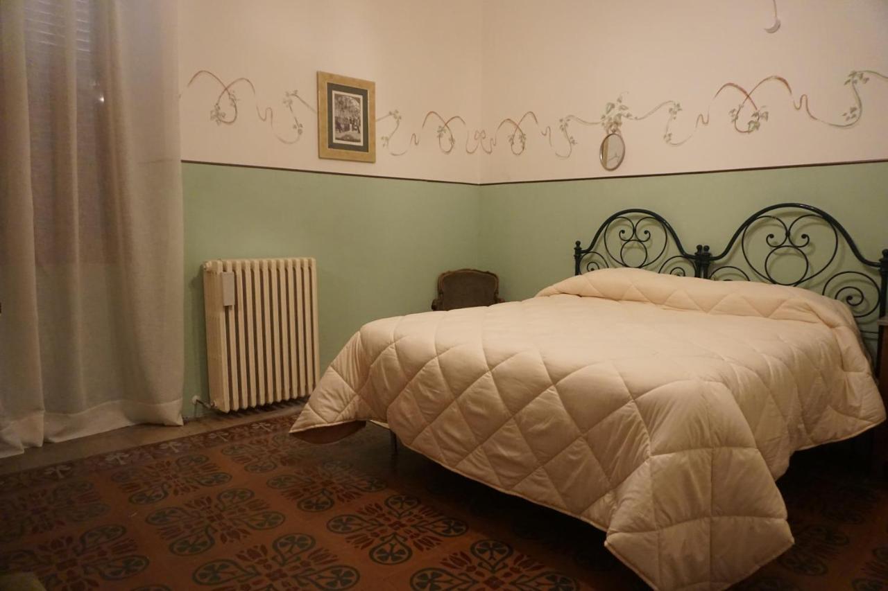 Rosciano Palazzo De Fabritiis住宿加早餐旅馆 外观 照片