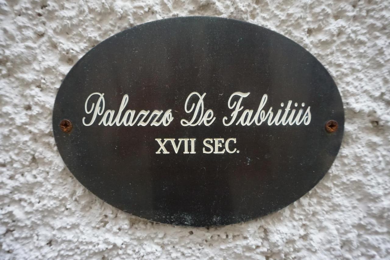 Rosciano Palazzo De Fabritiis住宿加早餐旅馆 外观 照片