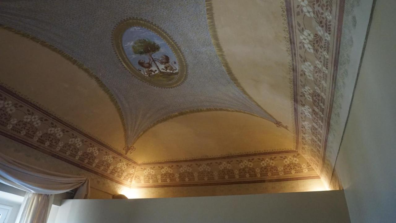 Rosciano Palazzo De Fabritiis住宿加早餐旅馆 外观 照片